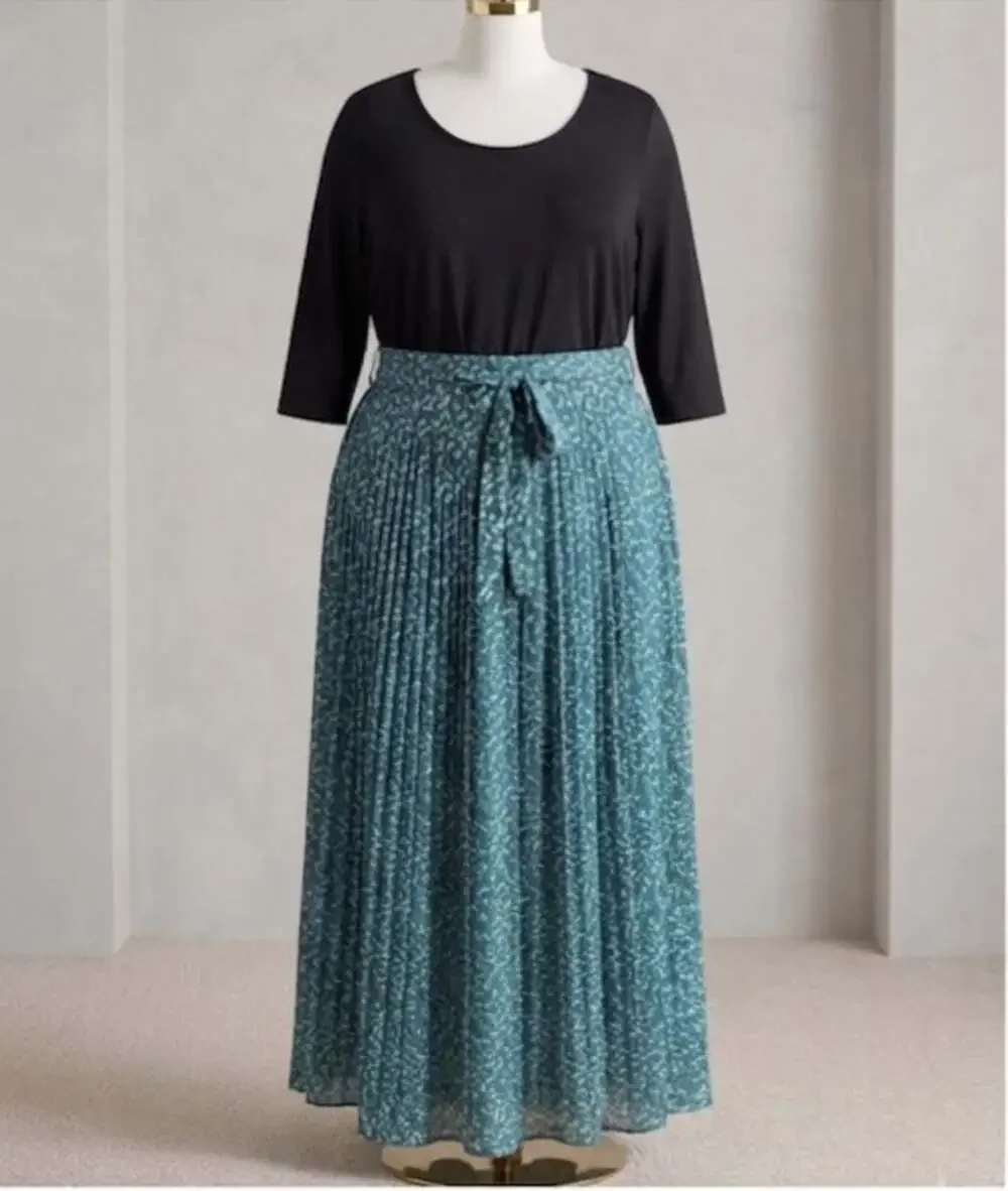 Plus Size 6X 30 by BloomChic Floral Maxi Dress Tie Belt with Pockets